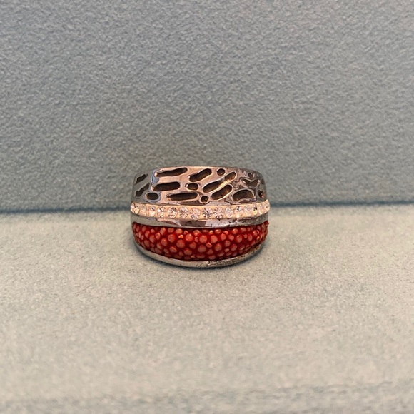 Silver ring in red and white - Picture 1 of 9